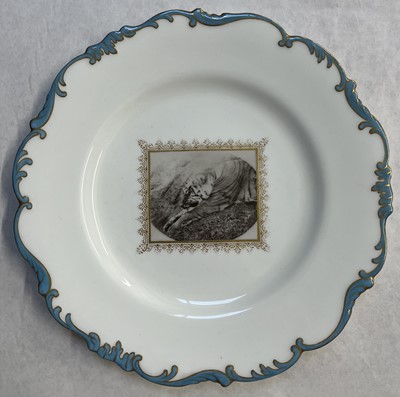 Lot 496 - India. A collection of Indian temple Cauldon photographic porcelain cabinet plates, c. 1920