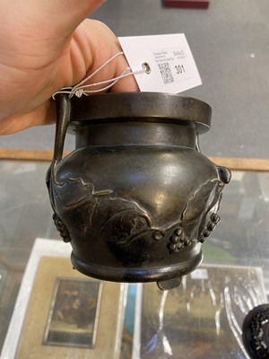 Lot 301 - Censer. Chinese bronze censer, late 19th/early 20th century
