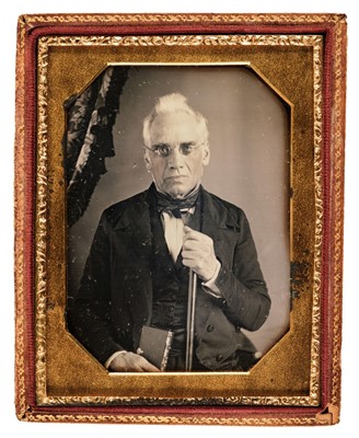 Lot 16 - Daguerreotypes. A group of 3 cased daguerreotypes, c. 1850