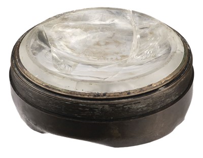 Lot 387 - Spitfire X4784. F52 camera lens