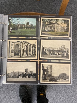Lot 389 - India Postcards. A collection of approximately 500 postcards of Indian architecture and views