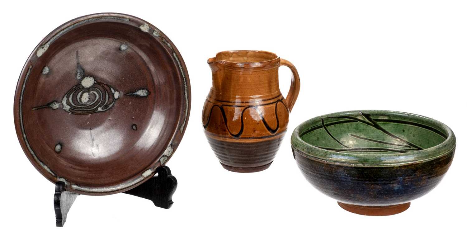 Lot 527 - Finch (Ray, 1914-2012) for Winchcombe Pottery. A green pottery bowl