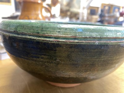 Lot 527 - Finch (Ray, 1914-2012) for Winchcombe Pottery. A green pottery bowl
