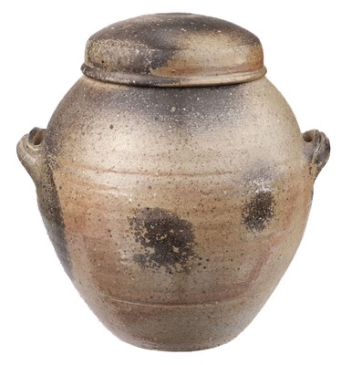 Lot 518 - Bayer (Svend, 1946 -). A large stoneware wood-fired storage jar and cover