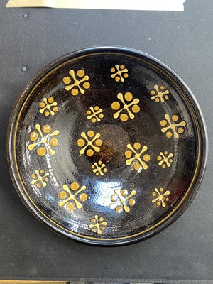 Lot 526 - Dick (Peter, 1936-2012) at Coxwold Pottery. A collection of studio pottery