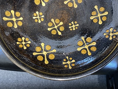 Lot 526 - Dick (Peter, 1936-2012) at Coxwold Pottery. A collection of studio pottery