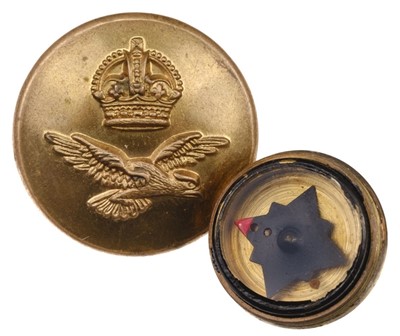 Lot 347 - Escape Compass. WWII RAF/SOE button compass by Gaunt & Son, London