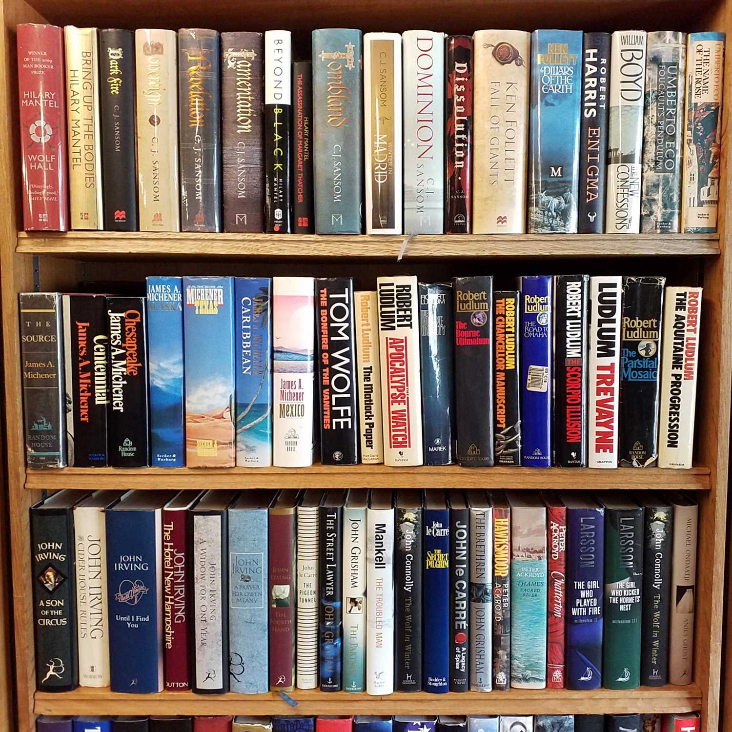 Lot 477 - Modern Fiction. A large collection of modern & 1st edition fiction