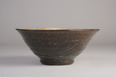 Lot 404 - Lee Kang-Hyo (1961-). A deep punch'ong stoneware bowl