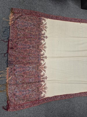Lot 363 - Shawl. A large Kashmir shawl, early 19th century