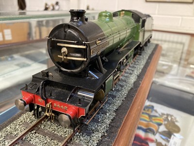 Lot 4 - Locomotive. A well presented and detailed 7 mm finescale (2-rail) electric comdel of the LNER Class
