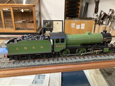 Lot 4 - Locomotive. A well presented and detailed 7 mm finescale (2-rail) electric comdel of the LNER Class