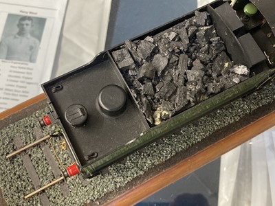 Lot 4 - Locomotive. A well presented and detailed 7 mm finescale (2-rail) electric comdel of the LNER Class