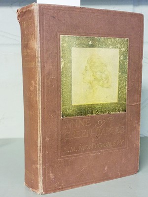 Lot 275 - Montgomery (Lucy Maud). Anne of Green Gables, London: printed in U.S.A., c. 1908