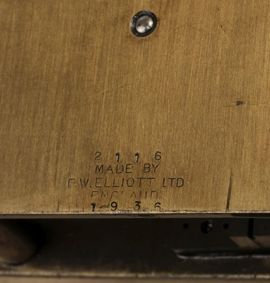 Lot 391 - Sector Clock. A very early RAF sector clock dated 1937