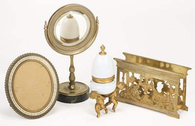 Lot 724 - Inkwell. A French inkwell, 19th century and other items