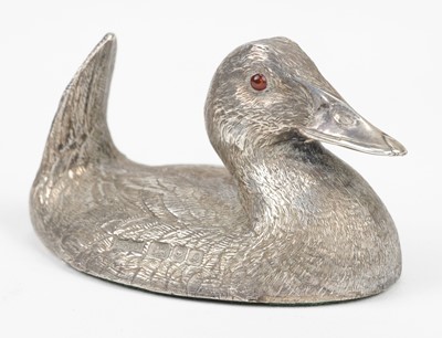 Lot 752 - Bennett (Val, 1923-2013). A silver duck by Val Bennett for Hancocks, London 1990