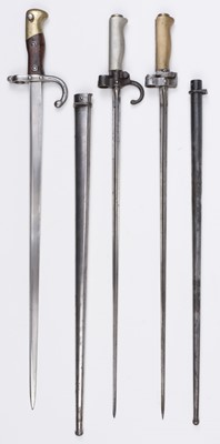 Lot 181 - French Bayonets. A French gras bayonet and other bayonets