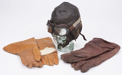 Lot 419 - Flying Helmet. A WWII RAF B Type flying helmet, No 1 dated 1940 and gloves