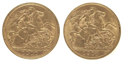 Lot 101 - Sovereigns. Two gold half sovereigns, E.VII.R. 1906, 1907, very fine