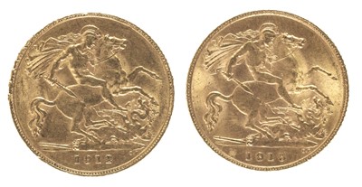 Lot 108 - Sovereigns. Two gold half sovereigns, G.V.R. 192,, 1915, very fine