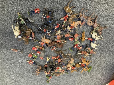 Lot 238 - Lead Soldiers. A collection of lead soldiers including Britains