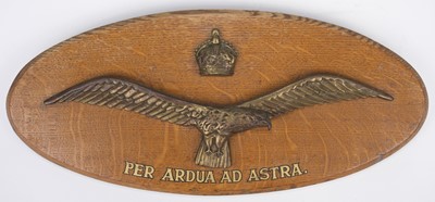Lot 452 - RAF Crest. A WWII RAF crest believed to be from RAF Manston