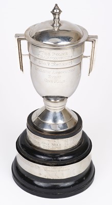 Lot 93 - Trophy Cup. A silver Art Deco twin handled covered trophy cup by Charles S Green & Co Ltd, Birmingham, 1936