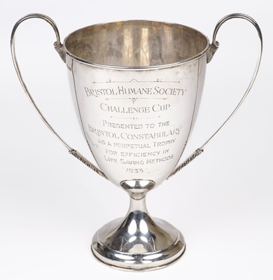 Lot 86 - Trophy Cup. A George V silver two handled trophy cup by Kemp Brothers, London, 1927