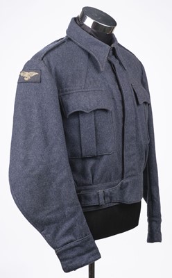 Lot 410 - Flying Apparel. A WWII Irvin pattern brown leather flying jacket