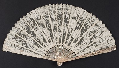 Lot 497 - Lace Fan. A Victorian Brussels lace fan, & other lace fans