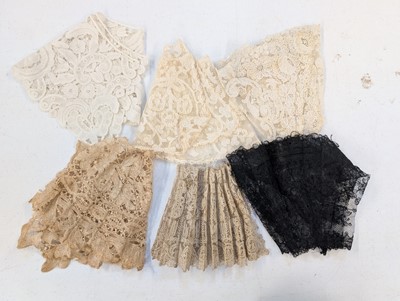 Lot 497 - Lace Fan. A Victorian Brussels lace fan, & other lace fans