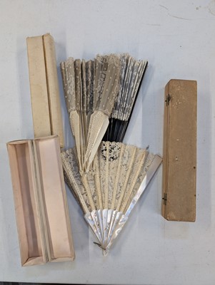 Lot 497 - Lace Fan. A Victorian Brussels lace fan, & other lace fans