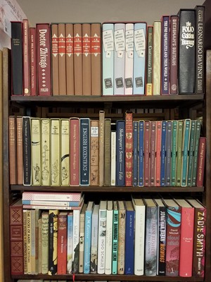Lot 517 - Fiction. A large collection of fiction & poetry