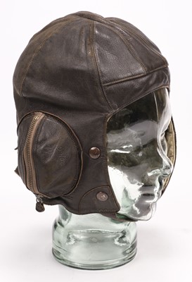 Lot 418 - Flying Helmet. A WWII Battle of Britain period B Type flying helmet (No 1)