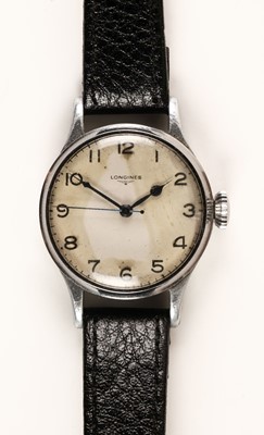 Lot 436 - Pilot's Wristwatch. WWII RAF Longines military wristwatch 1943