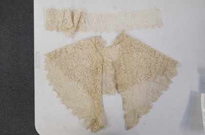 Lot 456 - Lace. A group of Honiton lace, 19th century