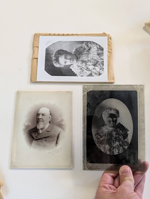Lot 45 - Claudet (Anton François, 1797-1867). A group of 4 hand-tinted stereoscopic daguerreotypes