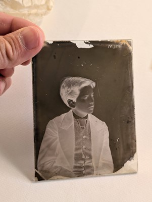 Lot 45 - Claudet (Anton François, 1797-1867). A group of 4 hand-tinted stereoscopic daguerreotypes