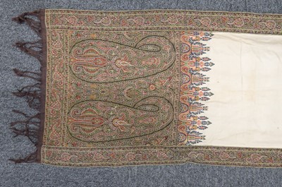 Lot 468 - Shawl. A Dehliwork shawl, circa 1850s