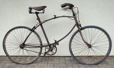 Lot 300 - Paratrooper's bicycle. A WWII Mk 1 paratrooper's folding bicycle