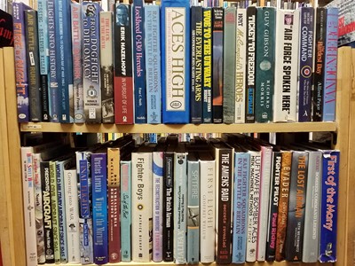 Lot 381 - Aviation. A large collection of modern aviation reference & related