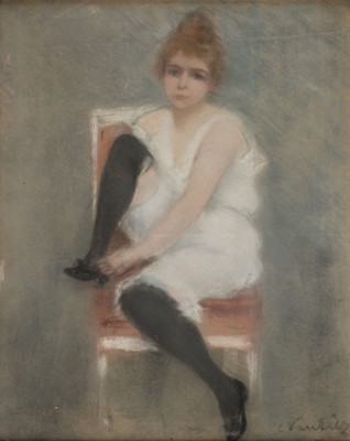 Lot 107 - Vautier (Carl, 1860-?). Jeune Fille au Lingerie, pastel