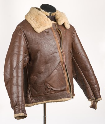 Lot 152 - Flying jacket. A WWII American Air Force B3 brown leather flying jacket