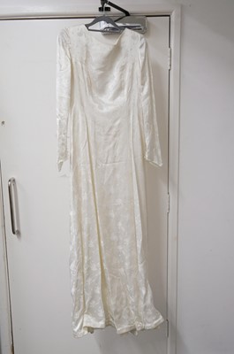 Lot 267 - Clothing. A 1940s wedding dress, & other wedding dresses and paraphernalia