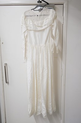 Lot 267 - Clothing. A 1940s wedding dress, & other wedding dresses and paraphernalia