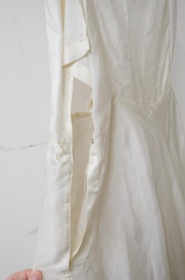 Lot 267 - Clothing. A 1940s wedding dress, & other wedding dresses and paraphernalia
