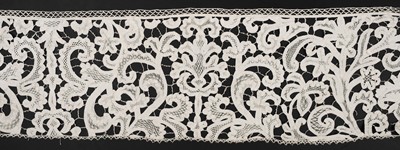 Lot 336 - Milanese. A large flounce of lace, Italy, circa 1650-1700