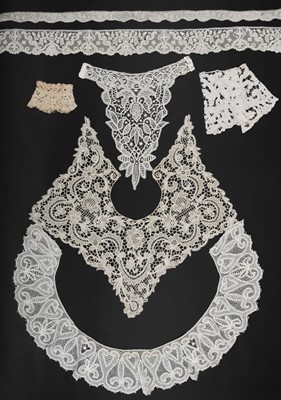 Lot 304 - Branscombe. A group of lace items, mid 19th-early 20th century, & 18th c. Devonshire lace