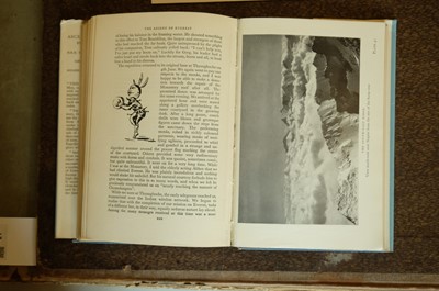 Lot 19 - Hunt (John). The Ascent of Everest, 1st edition, London: Hodder & Stoughton, 1953